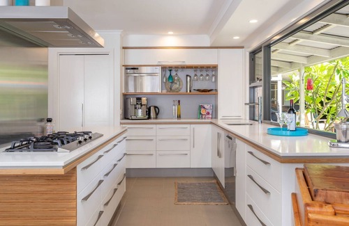 Long Beach House | Inner Sanctum - 160m to the beach!