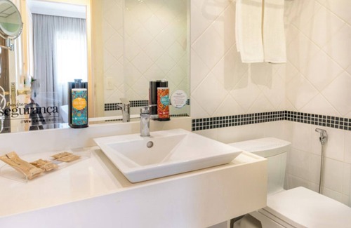Bela Vista Hotel | Intercity Pamplona - The Universe Paulista