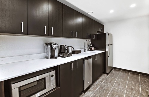 Magnificent Mile Hotel | InterContinental Chicago Magnificent Mile by IHG