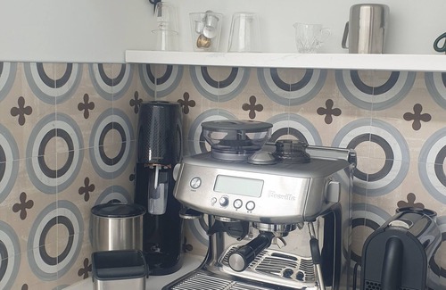 Mangawhai Heads House | INTERNET & Outdoor Fire Modern Beach House near Beach Walkway with 4 bedrooms