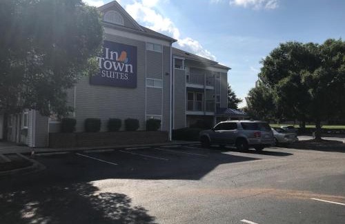 St. Andrews Hotel | InTown Suites Extended Stay Columbia SC - Broad River