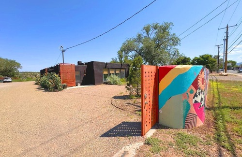 Santa Fe Apartment | Inviting 1bd Sanctuary - The Michu Suite