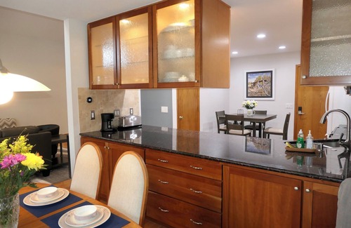 Littleton House | Inviting 3-bedroom townhome in tranquil Centennial. Discount for 1-3 month stays