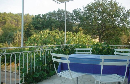 Moulezan House | Inviting natural stone house (2-6 people), well-tended park with a large pool