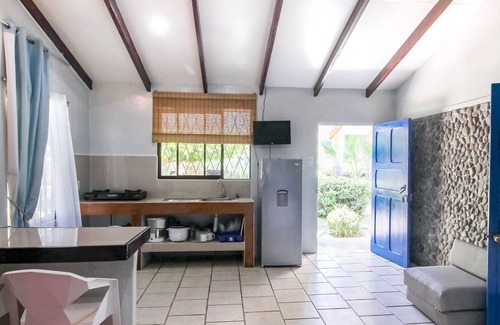 Puntarenas Apartment | Inviting oceanfront villa w/ shared pool, gardens & beach access!