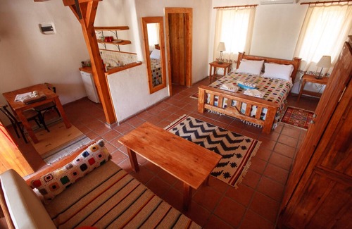 Germencik House | Ionia Guest House: Spacious hotel room & shared pool in the Aegean countryside