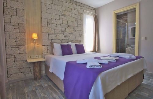Tokoglu Hotel | Ionic Hotel