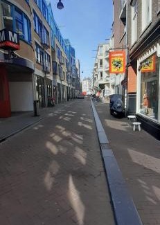 Amsterdam City Centre House | IRU, not for parties, not a hotel, room with no kitchen