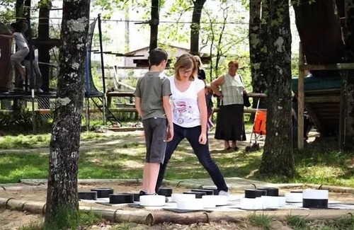 Dienne Cabin | Isba Yurt 4/6 People