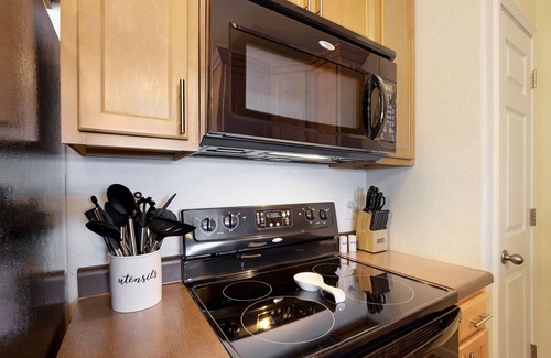 Rocky Mount Condo | Isla Del Sol Lake Escape! 12x32 Boat slip available!