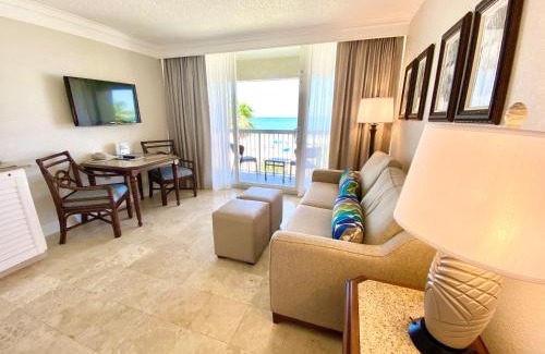 St. Pete Beach Resort | Island Grand at TradeWinds