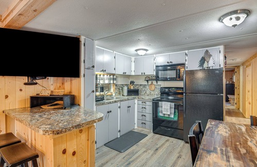 Island Park Cabin | Island Park Vacation Rental ~ 31 Mi to Yellowstone