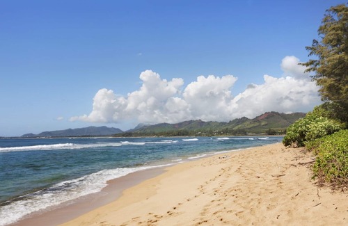 Wailua Condo | Islander on the Beach 246 Stunning Oceanfront!