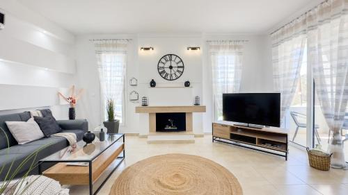 Lindos Villa | Ismini Luxury Villa
