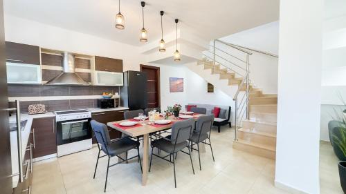 Lindos Villa | Ismini Luxury Villa