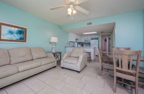 Gulf Shores Condo | It is just like a CONDO…it's the Phoenix Hotels! FREE Wifi - Full Kitchen