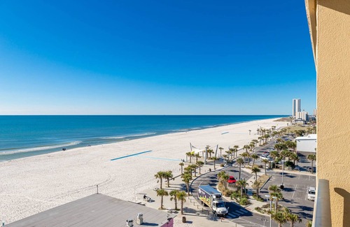 Gulf Shores Condo | It is just like a CONDO…it's the Phoenix Hotels! FREE Wifi - Full Kitchen