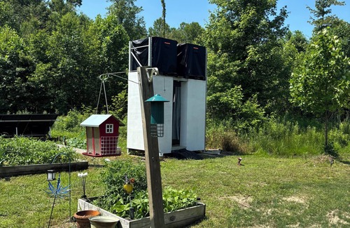 Geneva RV Rental | It is not a bedroom .Not a joke. Welcome to the black hole!