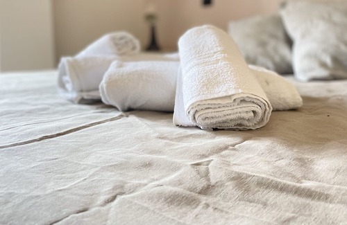 Le Castella Apartment | Le Castella Home 6-Apartment-Private Bathroom-Terrace