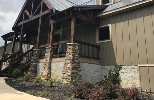 Smithville House | It's Always Better At the Lake!!