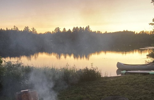 Wetmore House | It's Heaven On A Lake! Near Pictured Rocks