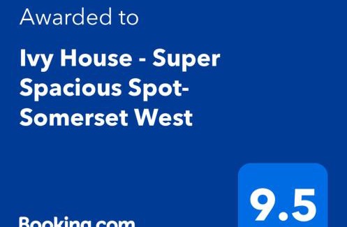 Somerset West Apartment | Ivy House - Super Spacious Spot- Somerset West