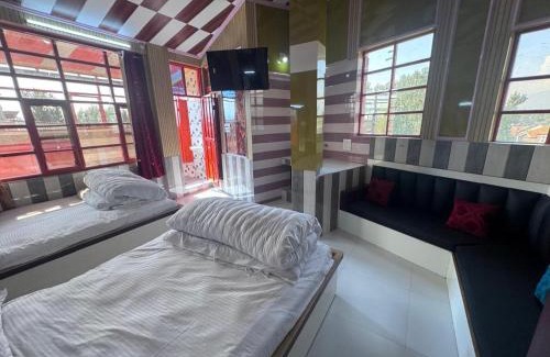 Gaya Hotel | Jaan hotel and restaurant