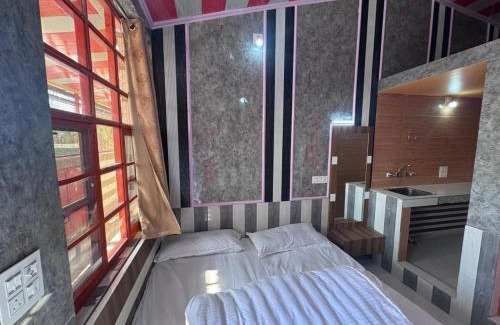 Gaya Hotel | Jaan hotel and restaurant