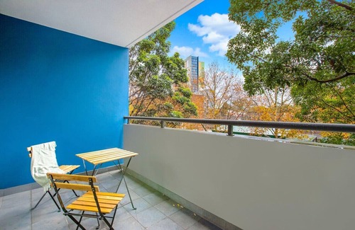 Chippendale Apartment | Jacks Unique Central Lodging w Pool, Gym & Parking