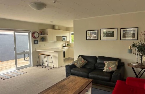Two Mile Bay Cottage | Jacksons - Two Mile Bay Holiday Home
