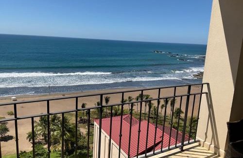 Barrio Los Faroles Apartment | Jaco Oceanfront Condo #1119 in a Luxury Resort