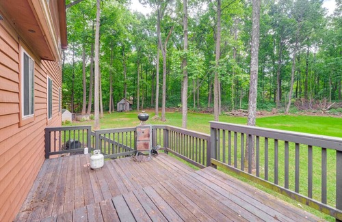 Linden House | Jacuzzi Gym Deck + Near VA Wineries