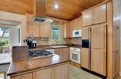 Key Allegro House | Jamaica Blue