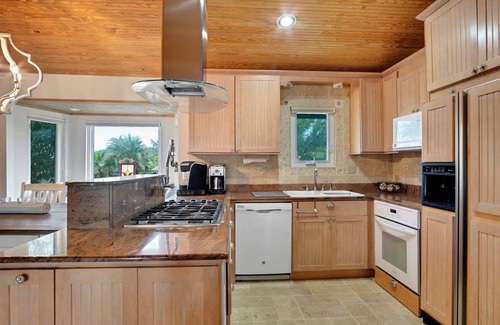 Key Allegro House | Jamaica Blue
