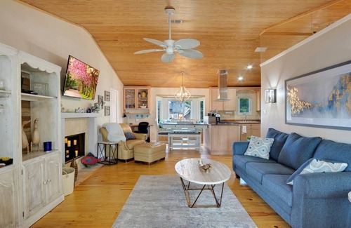 Key Allegro House | Jamaica Blue