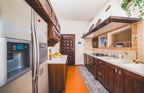 Termini House | Jamm - House with hot tub, terrace and parking
