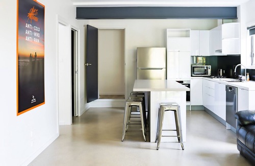 Jan Juc House | Jan Juc Surfcoast Retreat. Sleeps up to 14. Pet friendly. Ocean views.