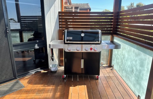 Jan Juc House | Jan Juc Surfcoast Retreat. Sleeps up to 14. Pet friendly. Ocean views.