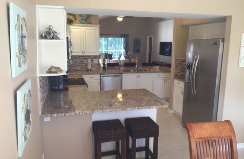 Naples Park Villa | “JANUARY 2026 Now Available!” 5⭐️ LUXURY BEACH VILLA with SECLUDED POOL+HOT TUB