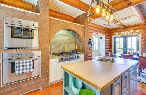Alpine House | Japatul House-Log Mansion w Pool, HotTub, Disc Golf-Check Google 5 Star Reviews!