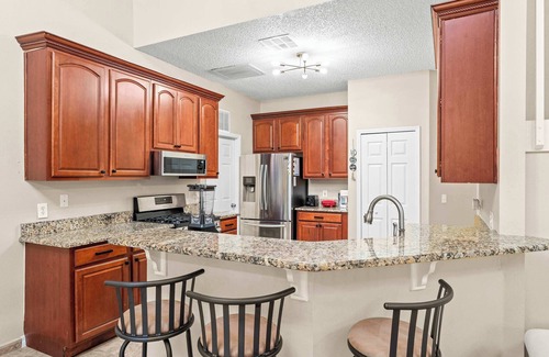 Crescent Lakes House | Jasmine Breeze – Home for 12