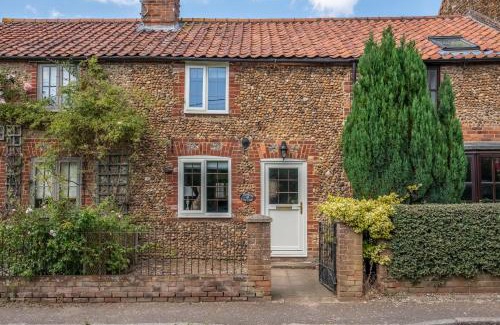 Sedgeford House | Jasmine Cottage in Sedgeford