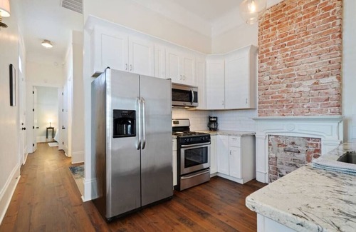 Bayou St. John Apartment | Jazzfest HQ: Bayou Bungalow in New Orleans' Midcity Bayou St. John