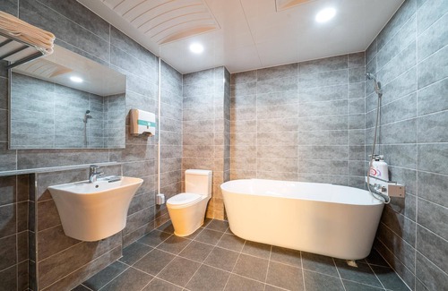 Hwaseong Hotel | Jebudo Seuwitel