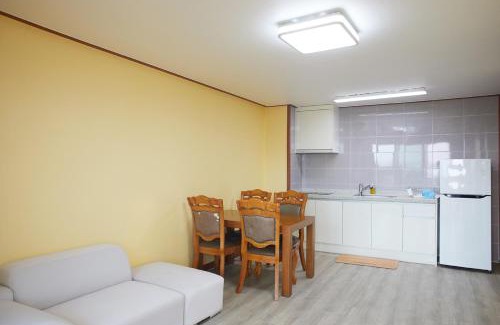 Aewol Hotel | Jeju Tovice Condo New Building