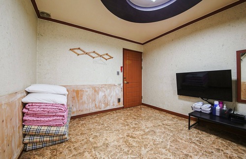 Tongsansi Hotel | Jeonju Dongsandong Cypress