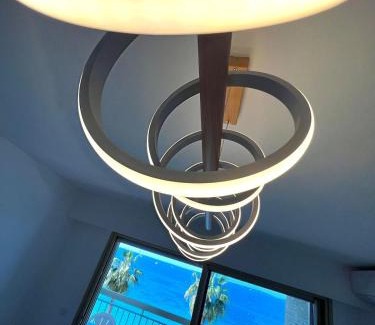 Juan-les-Pins Apartment | Juan les Pins - Sea View - 4 people - Parking