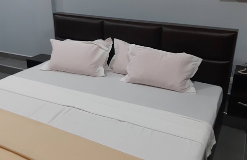 Nungua Hotel | Julbert Plaza Hotel