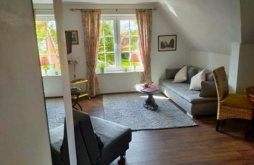 Luetetsburg Apartment | Julia