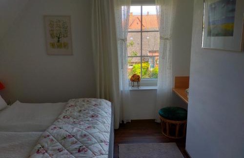 Luetetsburg Apartment | Julia